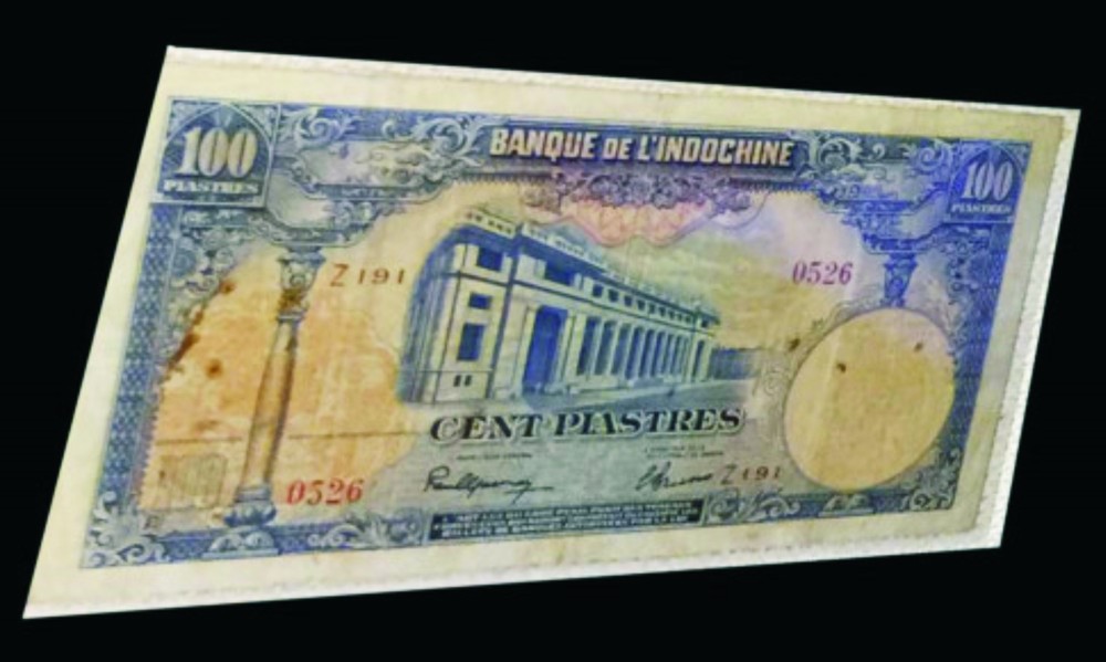 1975年之前的印支與西貢紙幣。  （瓊真攝）