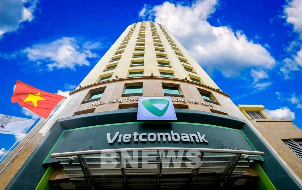 Vietcombank ‘đè’ VN Index gần 2,8 điểm