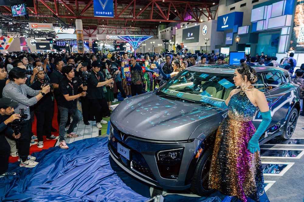 Màn ra mắt ấn tượng của VinFast tại Triển lãm ô tô quốc tế Indonesia