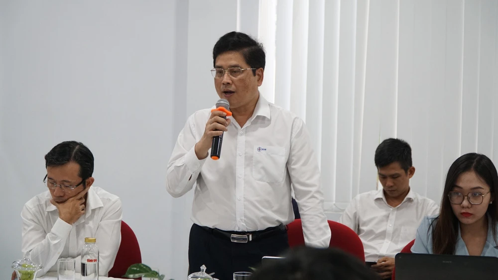 Ông Võ Quang Lâm - Phó Tổng Giám đốc EVN giải đáp một số ý kiến của cử tri các tỉnh phía Nam