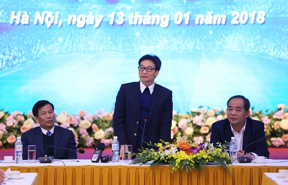 Phó Thủ tướng Vũ Đức Đam tại cuộc đối thoại về "Phát triển bóng đá Việt Nam". Ảnh: PHẠM ĐĂNG