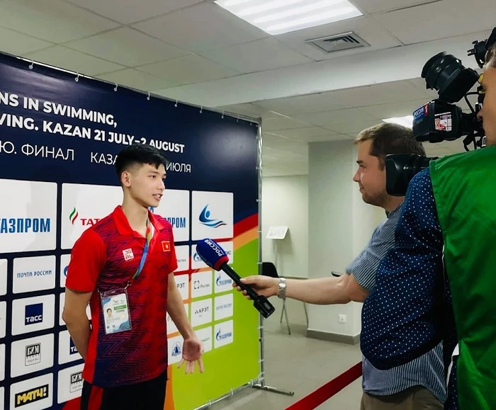 Tuyển thủ Nguyễn Hữu Kim Sơn là thành viên đội bơi Việt Nam thi đấu tại Kazan (Nga). Anh: KIM SƠN