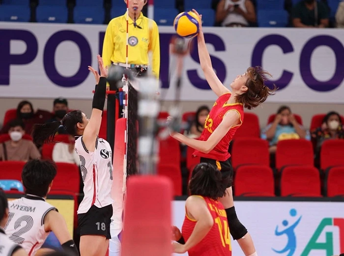 Cầu thủ bóng chuyền nữ Việt Nam đã có chiến thắng 3-0 trước đội bóng đại diện cho bóng chuyền Hàn Quốc tại giải. Ảnh: AVC