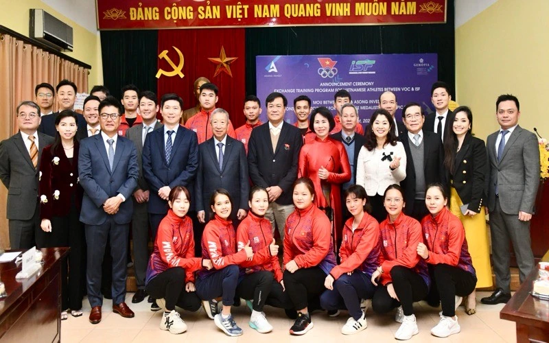 Ủy ban Olympic Việt Nam đã công bố thoả thuận với Quỹ chiến lược thể thao quốc tế ngay đầu năm 2023. Ảnh: VĂN DUY