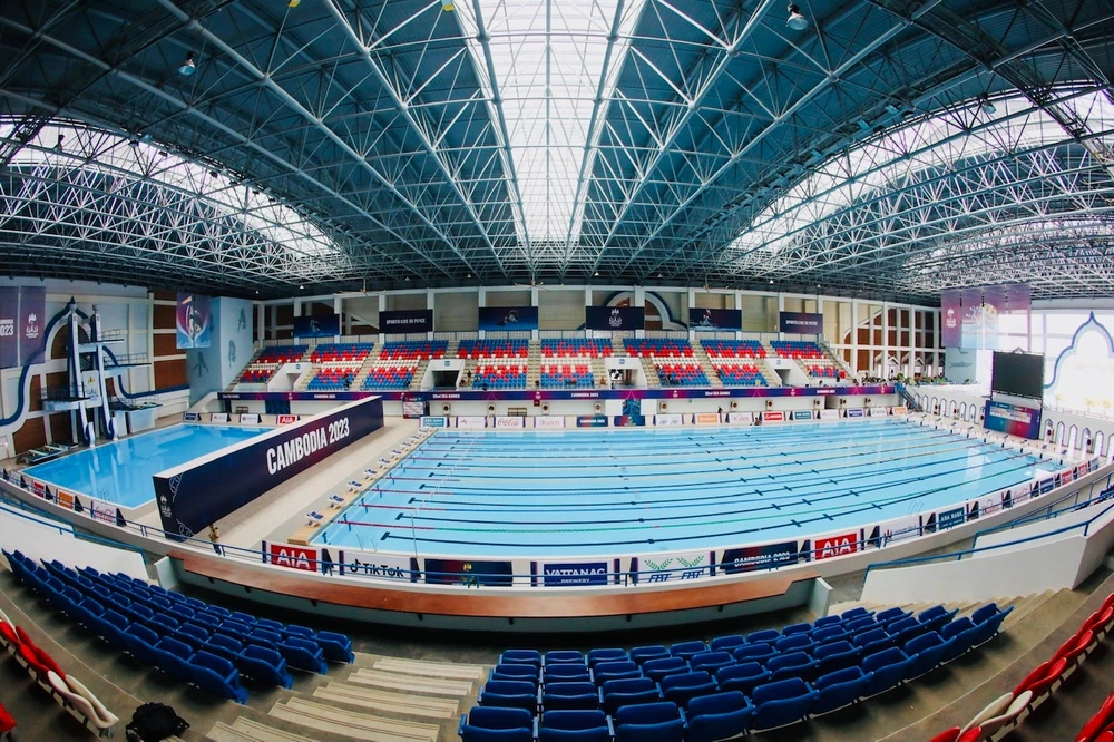 Bể bơi trung tâm của SEA Games 32 được thiết kế đẹp và phù hợp với thi đấu thành tích cao lần này. Ảnh; DŨNG PHƯƠNG