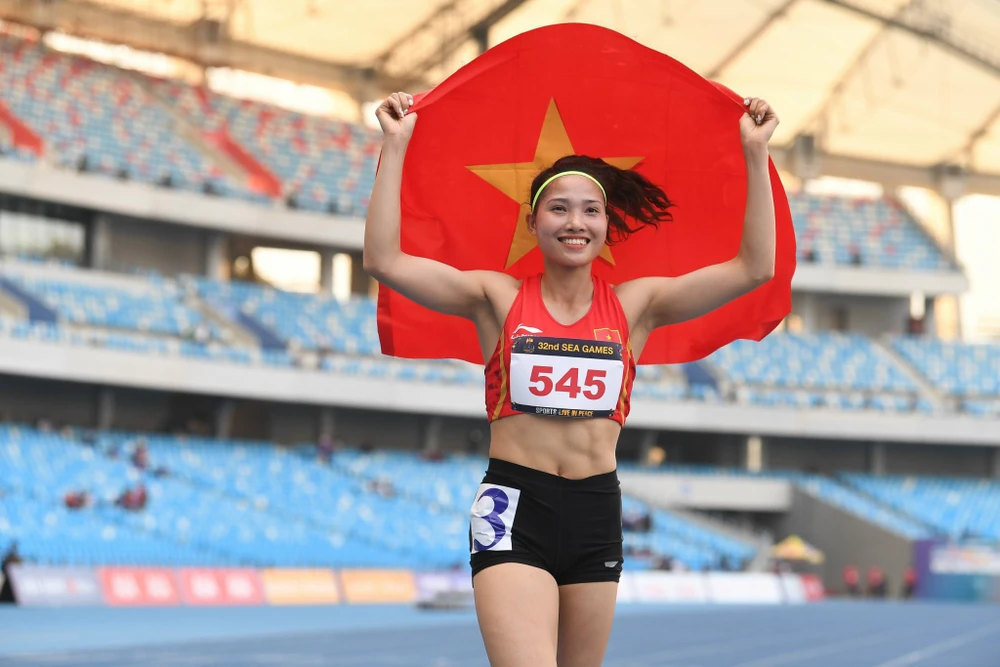 Nguyễn Linh Na đã có tấm HCV tại SEA Games 32 trong nội dung khắc nghiệt nhất. Ảnh: DŨNG PHƯƠNG