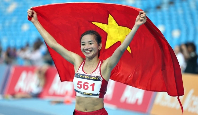 Nguyễn Thị Oanh đang sẵn sàng bước vào thi đấu chung kết 1.500m trong chiều ngày 12-7 tại Thái Lan. Ảnh: D.P