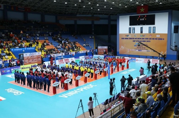 Nhà thi đấu tỉnh Vĩnh Phúc từng tổ chức thành công cúp các câu lạc bộ bóng chuyền nữ châu Á 2023. Ảnh: MINH MINH
