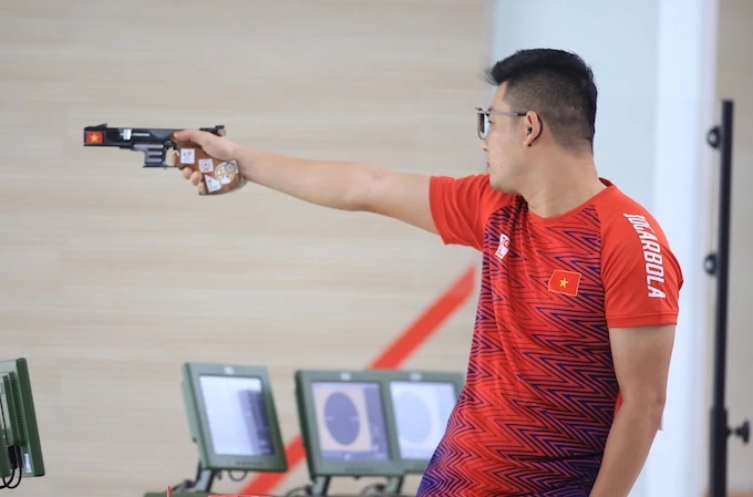 Xaj thủ Hà Minh Thành không lọt vào chung kết bài bắn 25m súng ngắn bắn nhanh tại giải vô địch thế giới 2023. Ảnh: BSVN