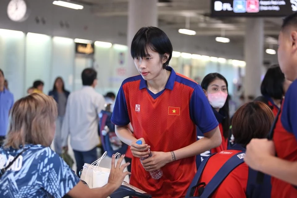 Thanh Thúy và đội tuyển bóng chuyền nữ Việt Nam đã có mặt tại Thái Lan. Ảnh: AVC