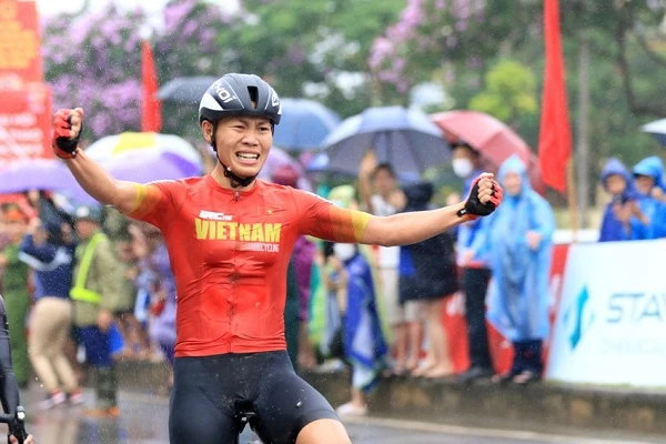 Nguyễn Thị Thật là chủ lực của đội xe đạp Việt Nam tại ASIAD 19. Ảnh: LƯỢNG LƯỢNG