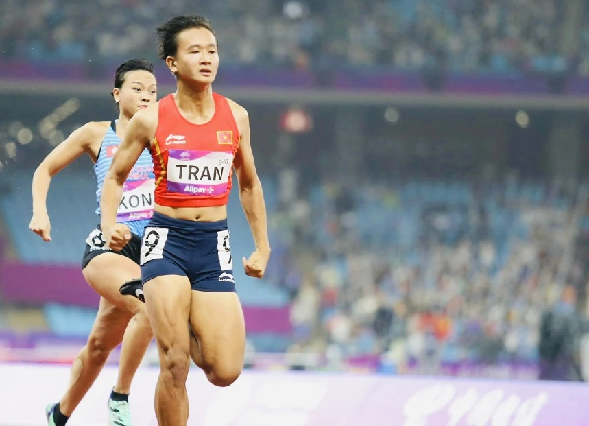 Nhi Yến sẽ thi đấu chung kết 100m nữ tại ASIAD 19 trong tối nay. Ảnh: ĐỨC KHUÊ