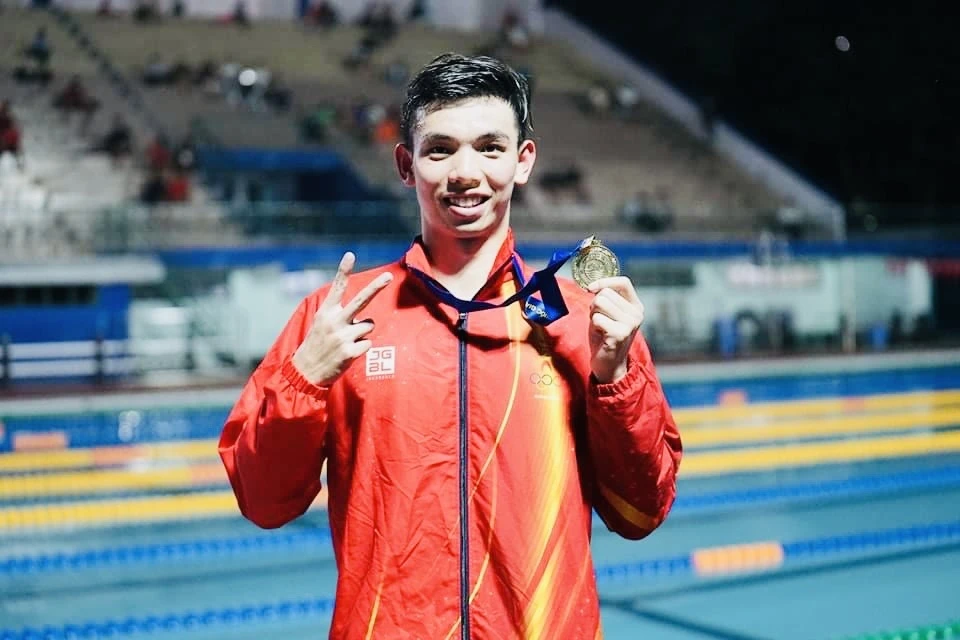 Nguyễn Huy Hoàng vừa thi đấu xong giải bơi vô địch quốc gia 2023 tại TPHCM. Ảnh: HUY HOÀNG