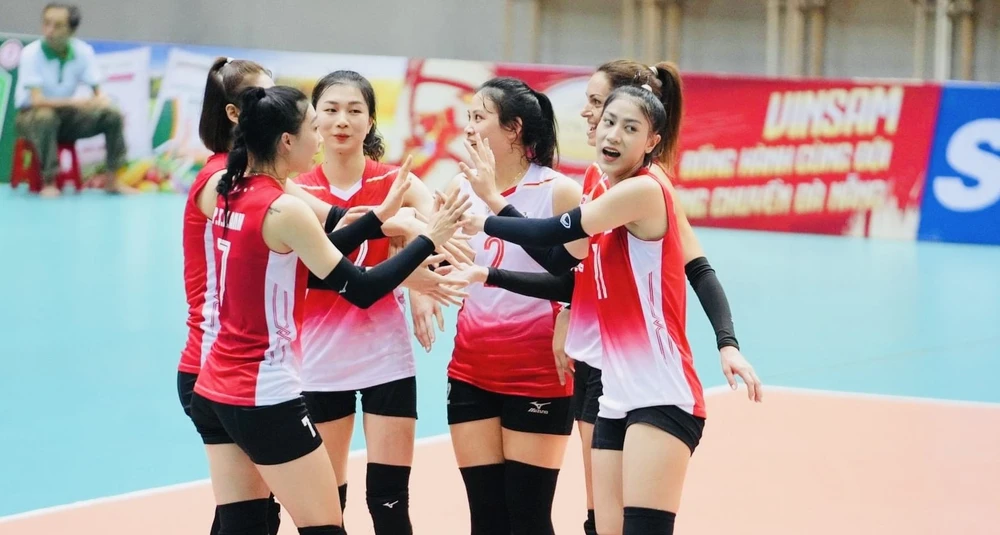 Đội nữ Binh chủng Thông tin Trường Tươi Bình Phước bất ngờ thua trận ra quân vòng 2 giải bóng chuyền vô địch quốc gia 2023. Ảnh: VIETCONTENT