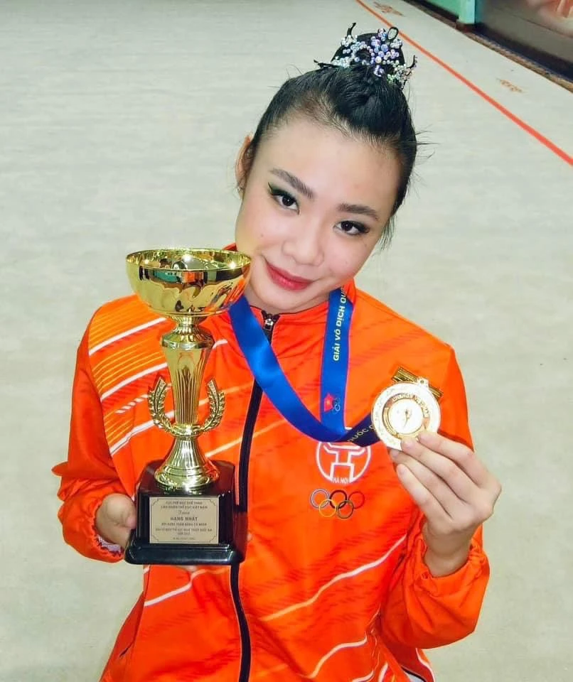 VĐV Nguyễn Hà My của thể dục nghệ thuật Hà Nội thi đấu xuất sắc giải vô địch quốc gia năm nay. Ảnh: VGF