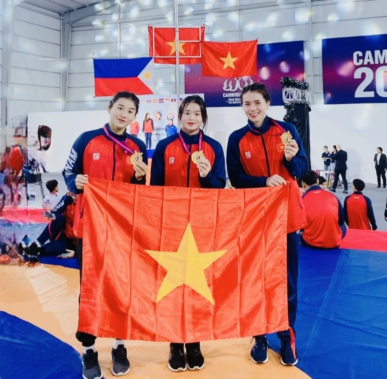 Tuyển thủ vật Việt Nam có những kết quả tốt tại giải vô địch vật Đông Nam Á 2023. Ảnh: VWF