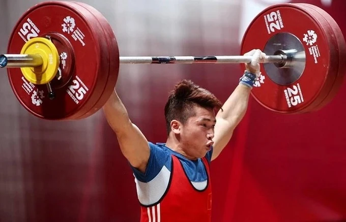 Trịnh Văn Vinh có hạng 9 nên triển vọng cơ hội giành suất chính thức dự Olympic năm 2024. Ảnh: IWF