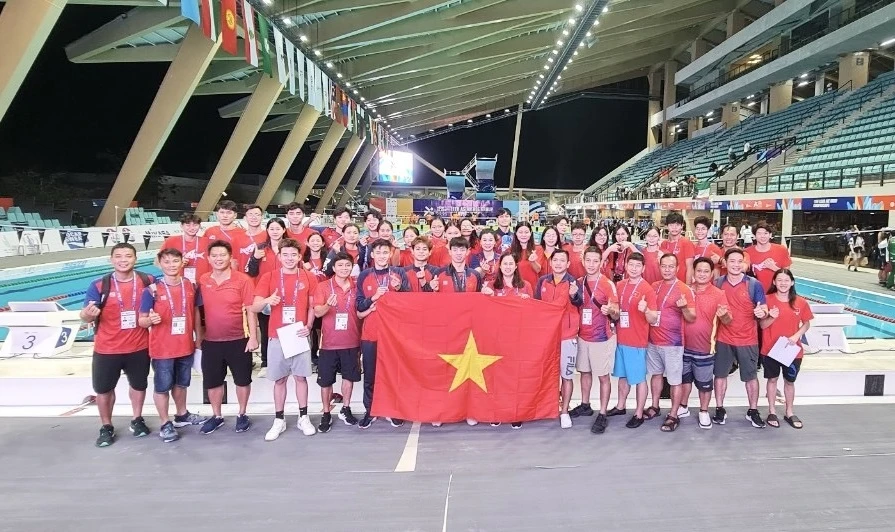Đội bơi Việt Nam có hạng 5 ở giải lần này tại Philippines. Ảnh: MINH MINH