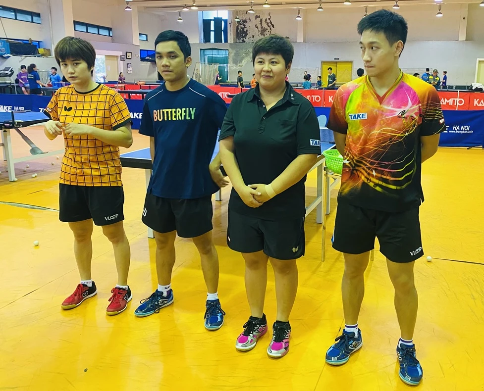 Các tay vợt của đội tuyển bóng bàn Việt Nam sẵn sàng lên đường tập huấn tại Trung Quốc chuẩn bị chuyên môn. Ảnh: MINH MINH