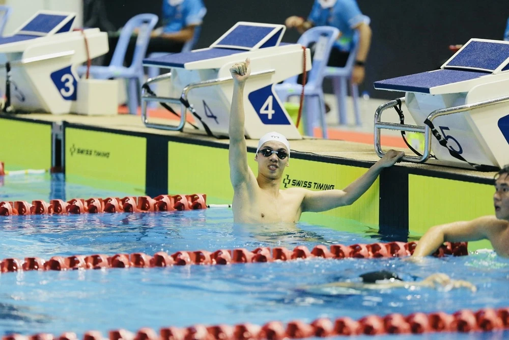 Nguyễn Huy Hoàng nắm chắc suất tham dự Olympic 2024 ở cự ly 1.500m tự do- Ảnh 1.