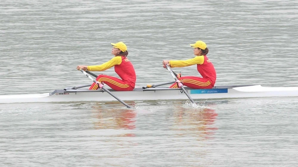 Thể thao Việt Nam vẫn đang chờ kết quả quan trọng của đội thuyền rowing khi đã có nội dung vào chung kết để tranh vé Olympic 2024. Ảnh: LƯỢNG LƯỢNG