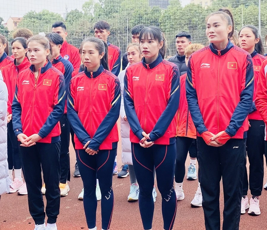 Đội tiếp sức 4x400m nữ của điền kinh Việt Nam sẽ đi Thái Lan tập huấn ngay trong tuần này. Ảnh: MINH MINH