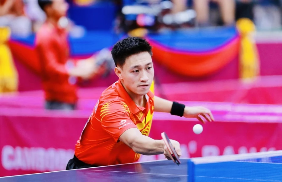Nguyễn Anh Tú đang tập huấn tại Trung Quốc để chuẩn bị tham dự vòng loại Olympic cùng đội tuyển bóng bàn Việt Nam. Ảnh: DŨNG PHƯƠNG