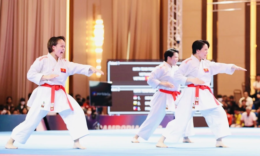 Karate Việt Nam có vị trí số 1 ở giải vô địch Đông Nam Á năm nay. Ảnh: DŨNG PHƯƠNG