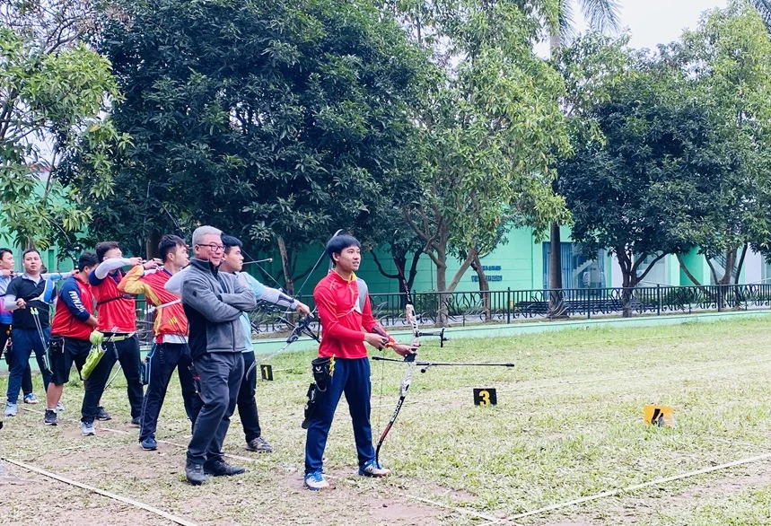 Bắn cung là một trong những môn đang chờ đợi giành được suất Olympic 2024 cho thể thao Việt Nam. Ảnh: MINH MINH