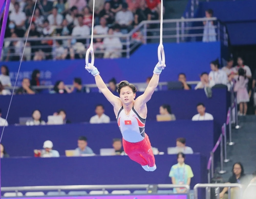 Khánh Phong đã giành quyền vào chung kết bài vòng treo tại giải châu Á 2024. Ảnh: ĐOÀN TTVN