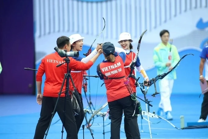 Đội nữ Việt Nam chưa có suất Olympic 2024 trong nội dung đồng đội. Ảnh: LƯỢNG LƯỢNG