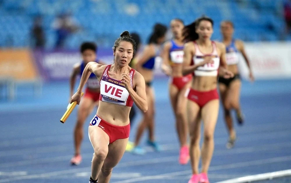 Điền kinh Việt Nam không giành được suất Olympic 2024 ở nội dung tiếp sức 4x400m nữ. Ảnh: DŨNG PHƯƠNG