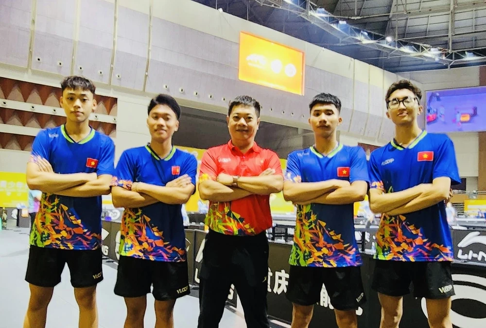 Các tay vợt trẻ Việt Nam đang thi đấu tại giải vô địch trẻ châu Á 2024. Ảnh: TTR