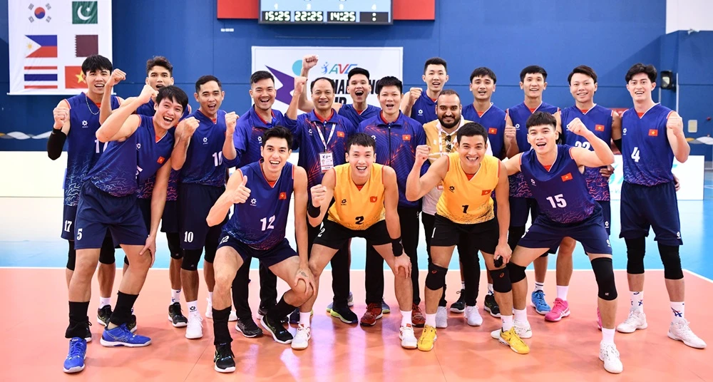 Các cầu thủ đội tuyển bóng chuyền nam Việt Nam được cọ xát thêm chuyên môn ở giải Cúp Quân đội mở rộng 2024 sắp tới. Ảnh: AVC