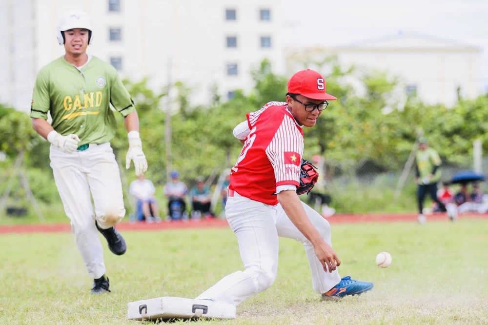 Cầu thủ thi đấu ở giải các câu lạc bộ quốc gia 2024 có cơ hội tham gia đội tuyển Việt Nam dự SEA Games 33. Ảnh: VBSF