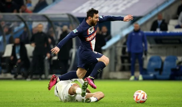 Messi tụt giảm phong độ vì chấn thương