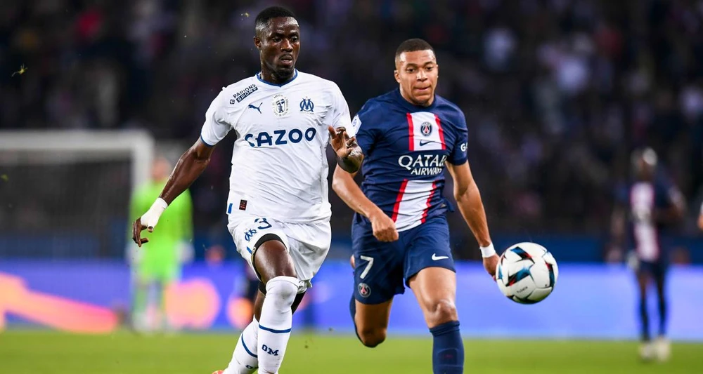 Mbappe sẽ giúp PSG trả nợ Marseille?