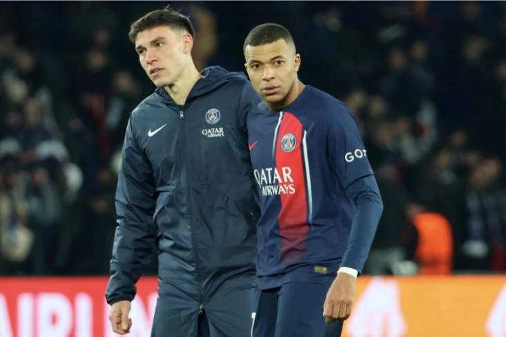 "Bản hợp đồng thất bại của PSG"