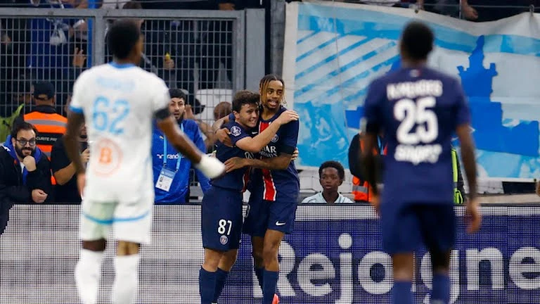 PSG thắng dễ "Siêu kinh điển"