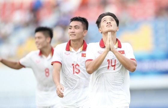 Đội tuyển U23 Việt Nam lần thứ 2 liên tiếp lọt vào chung kết Giải U23 châu Á 2023.