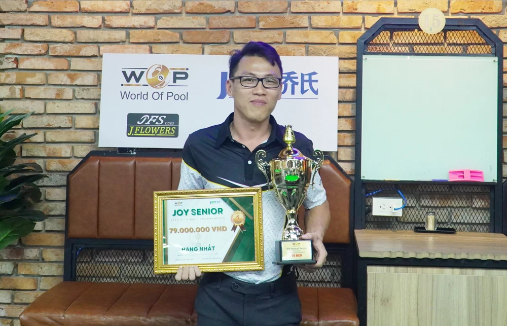 Tay cơ Hồ Sở Phát vô địch giải Joy Heyball chuyên nghiệp lần 2 năm 2023. Ảnh: Quỳnh Mai
