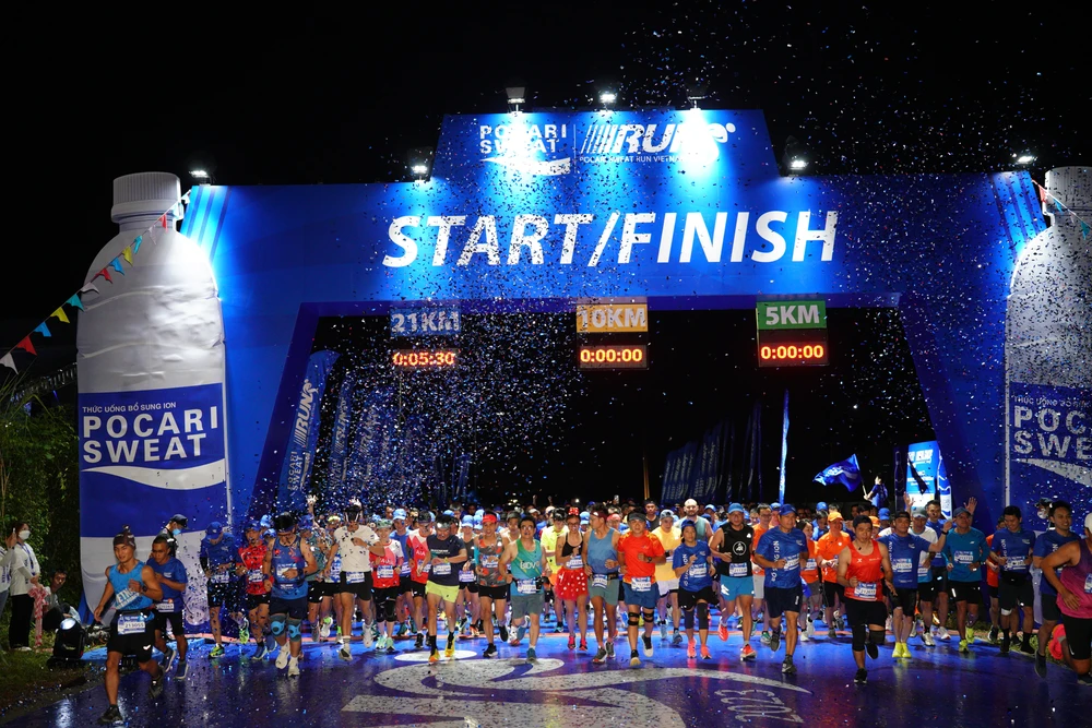 Hơn 8.000 vận động viên dự giải chạy Pocari Sweat Run Việt Nam 2023. Ảnh: Quỳnh Mai