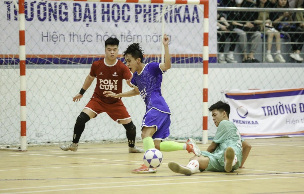 Giải vô địch futsal sinh viên toàn quốc lần 2 năm 2024 - Có 32 đội bóng về tham dự. Ảnh: Quỳnh Mai