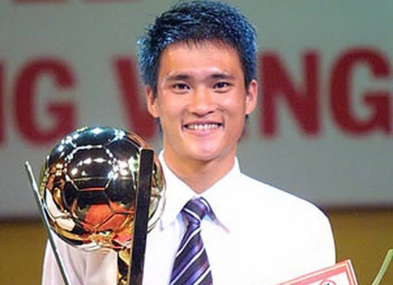 Công Vinh, cầu thủ từng 3 lần giành danh hiệu Quả bóng vàng Việt Nam