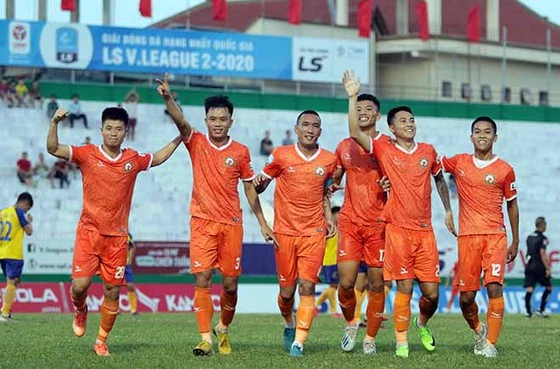 Hữu Thắng vừa cùng CLB Bình Định giành ngôi vô địch giải hạng Nhất 2020
