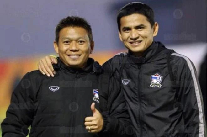 Kiatisak sẽ đưa Abhisit cùng sang HAGL để làm trợ lý cho mình