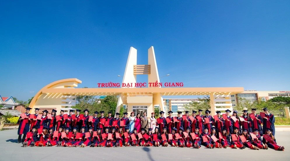 Trường ĐH Tiền Giang với nhiều ngành học mới thu hút đông đảo các tân sinh viên