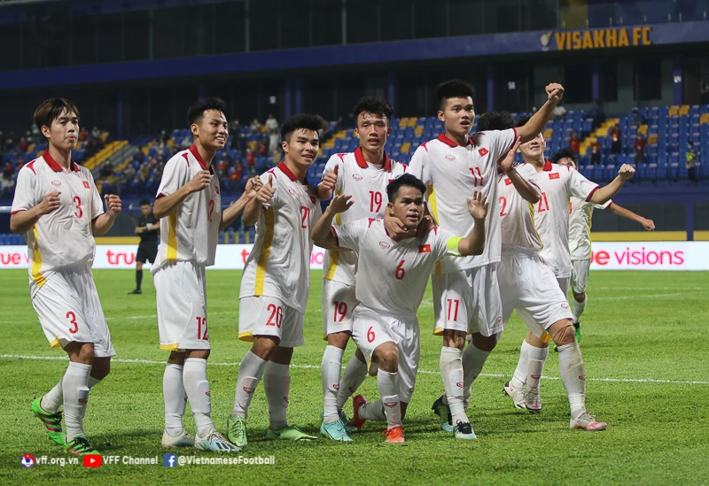 U23 Việt Nam khởi đầu thuận lợi qua chiến thắng 7-0 trước Singapore