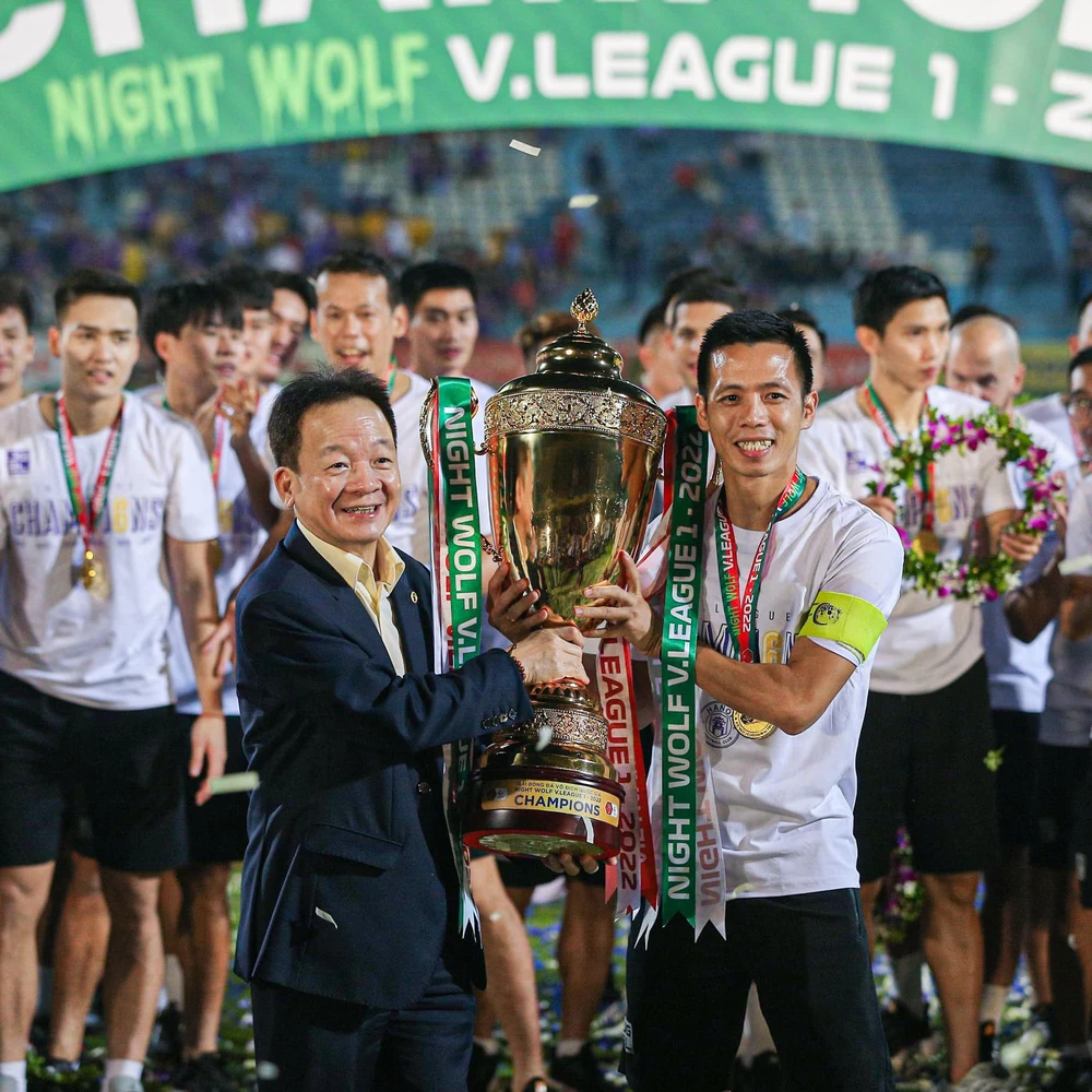 CLB Hà Nội lần thứ 6 đăng quang ở V-League