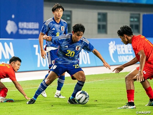 Nhật Bản lấn lướt hoàn toàn trước các cầu thủ Hồng Kông (TQ)